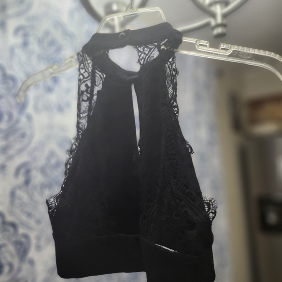 Lulu's Black Lace Halter Bra - Picture 2 of 6